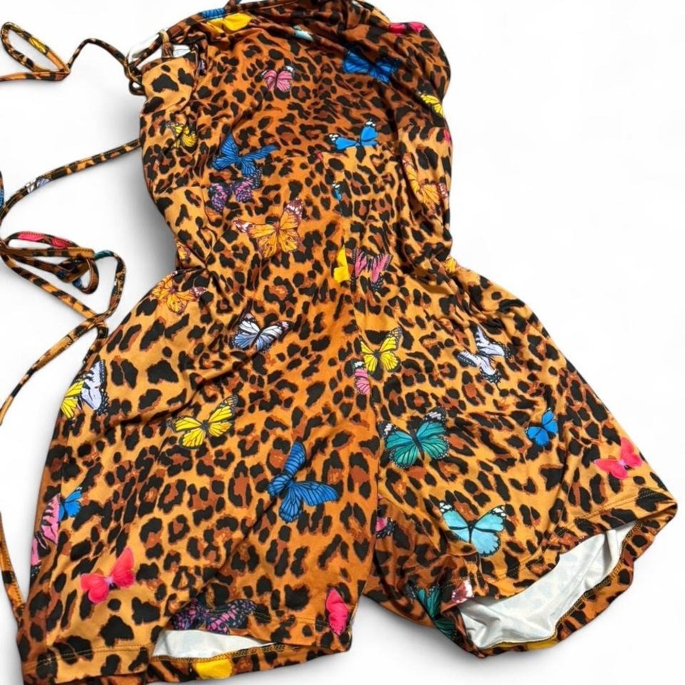 💖OPEN TO OFFERS💖SHEIN Curve 1X leopard butterfly print romper 🦋🐆